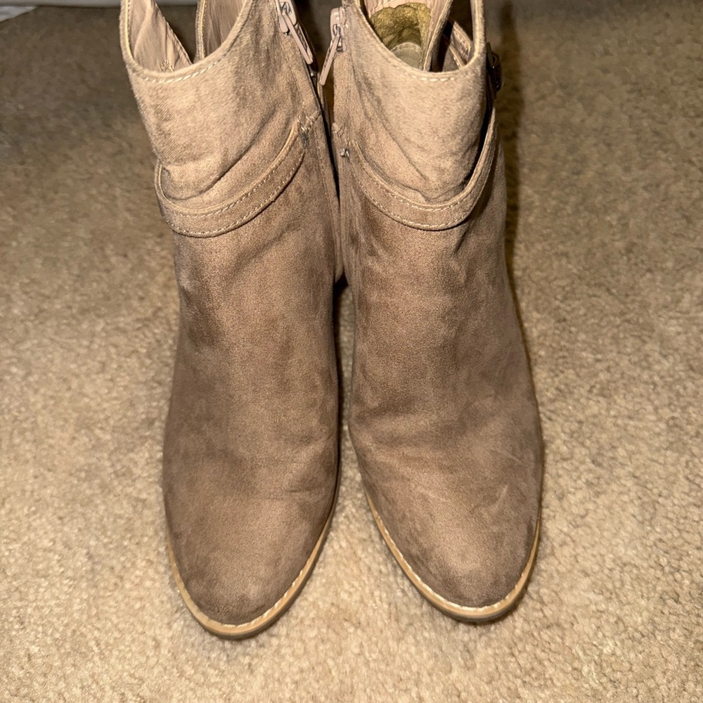 Banana Republic Taupe Ankle Booties